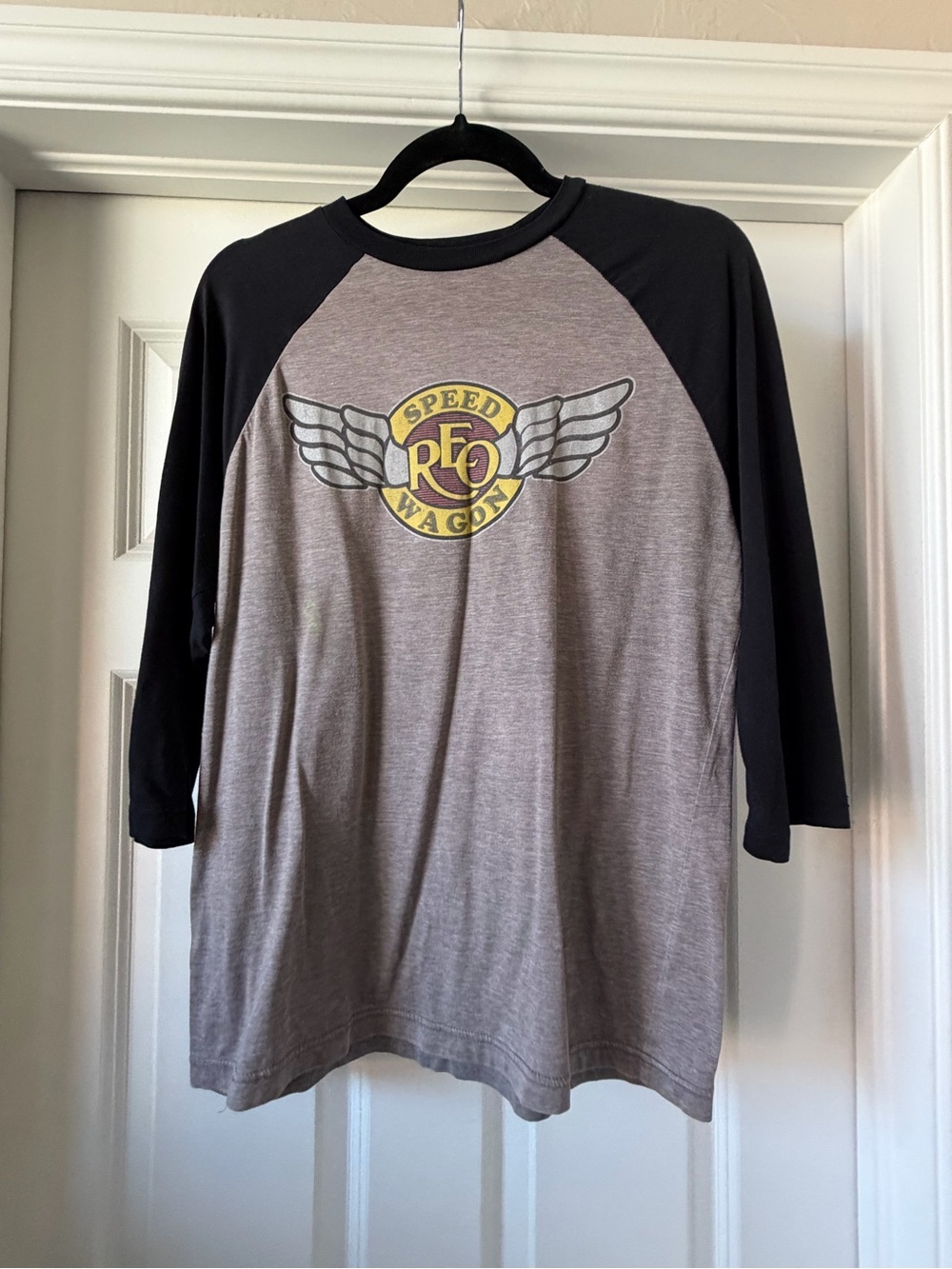 2008 REO Speed Wagon concert Tee by California Basics men’s medium